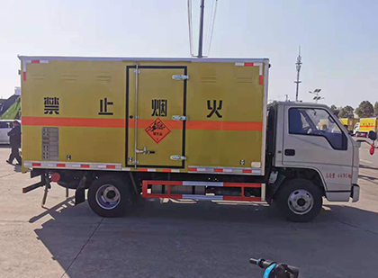 清流爆破器材运输车技术升级与安全合规新趋势